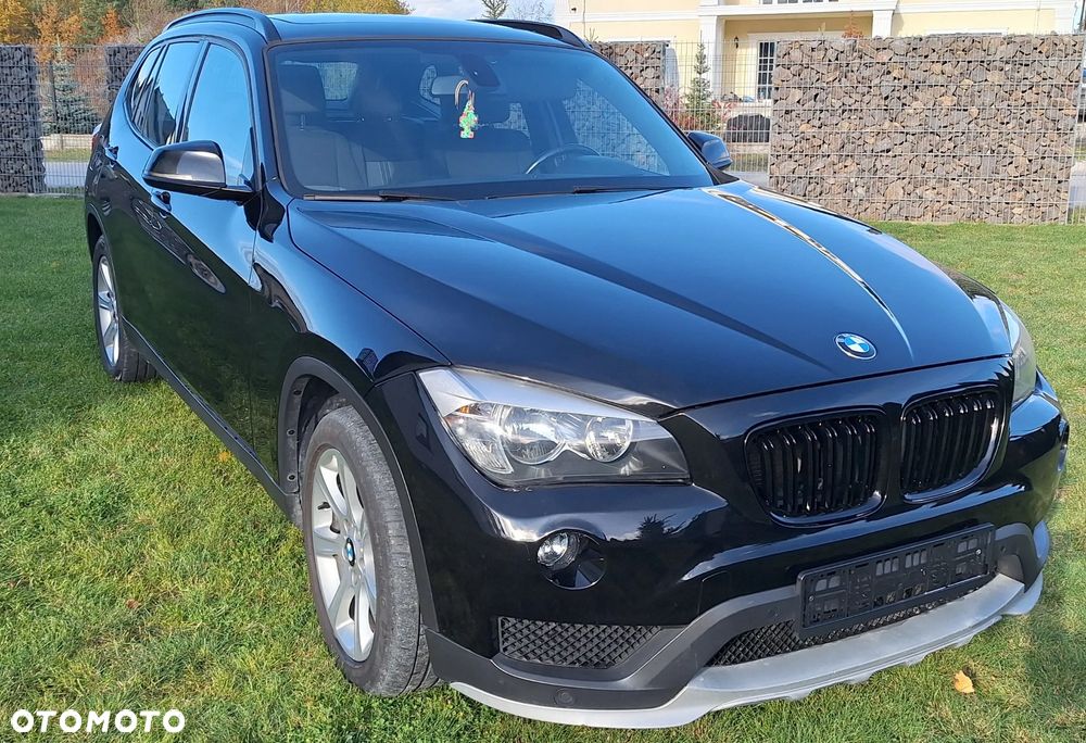 BMW X1 sDrive20i Sport Line - 1