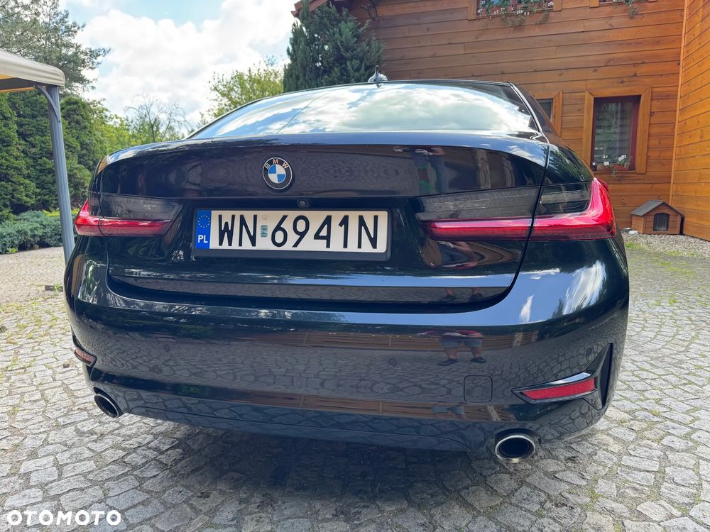 BMW Seria 3 320i xDrive Sport Line - 6