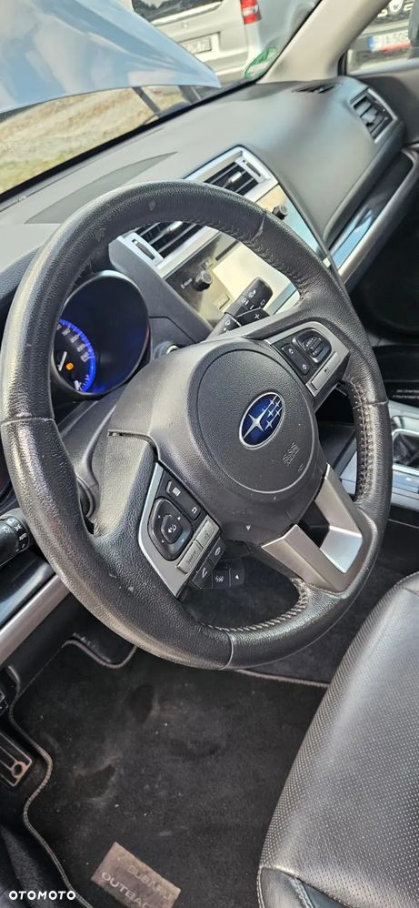 Subaru Legacy - 25