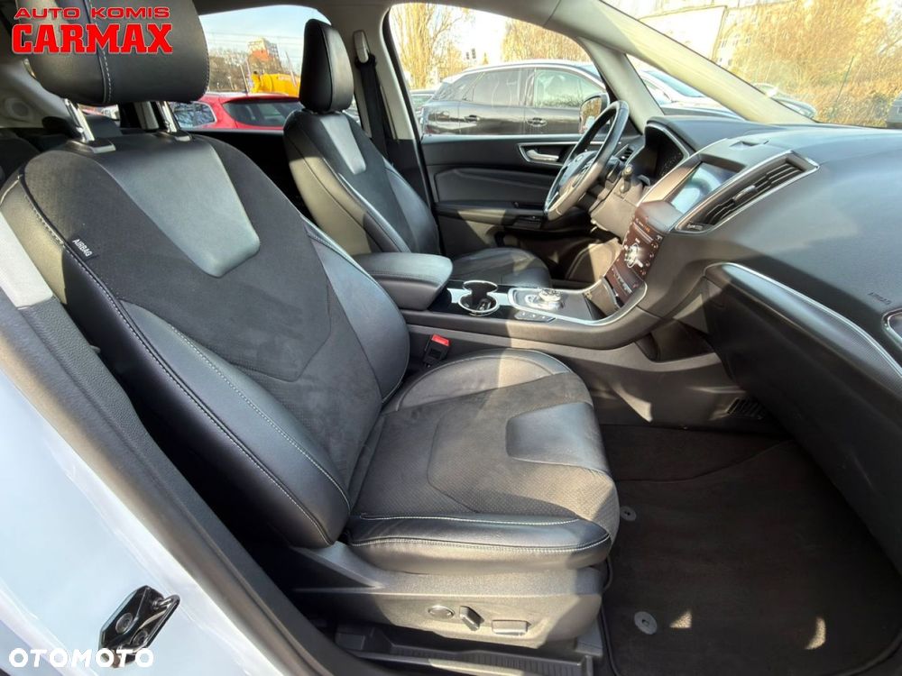Ford S-Max - 24