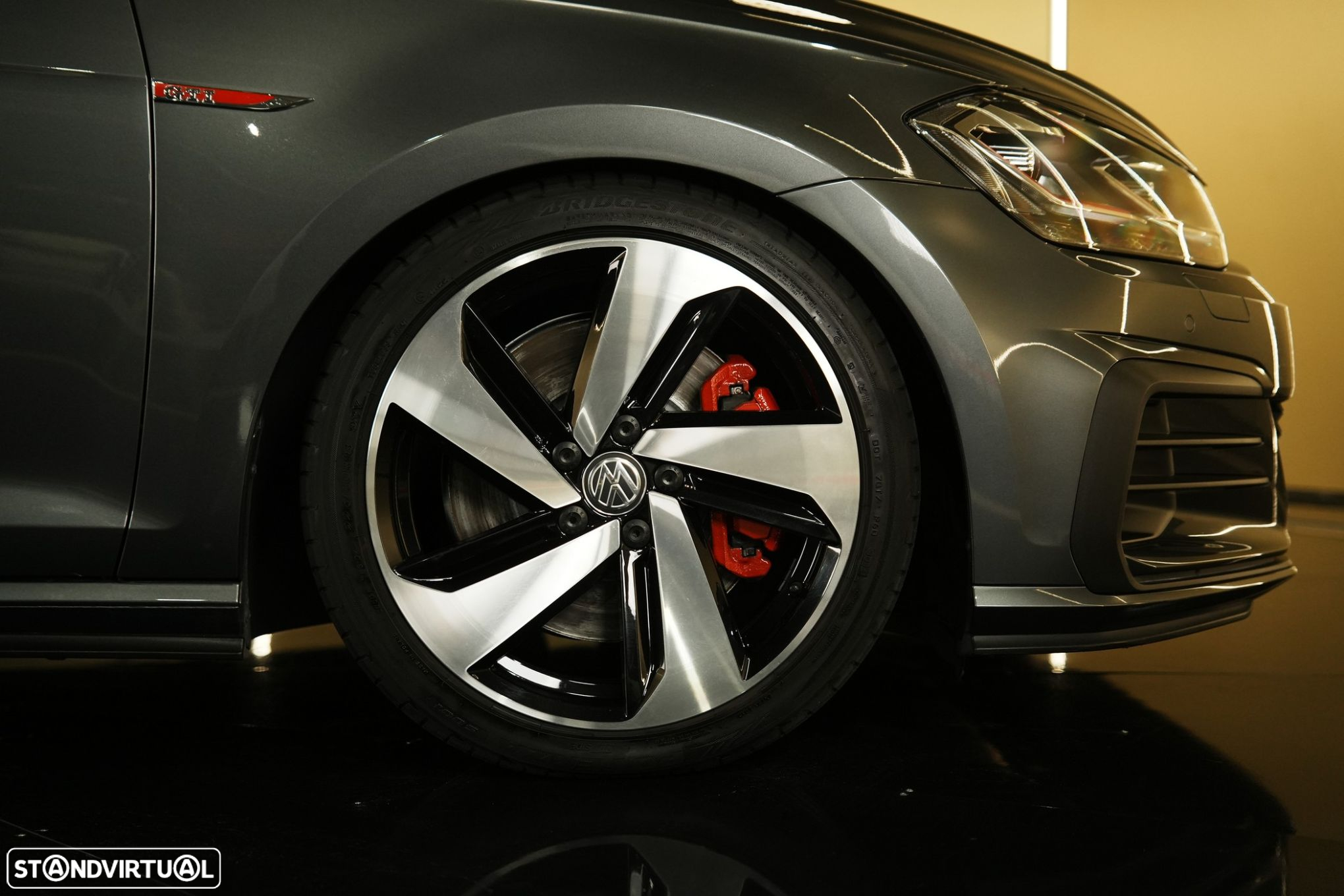 VW Golf 2.0 TSI GTI DSG - 6