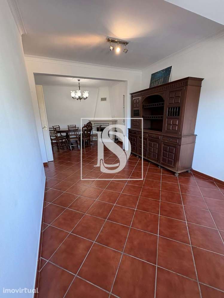 T2 com garagem em Caxias - Grande imagem: 2/15