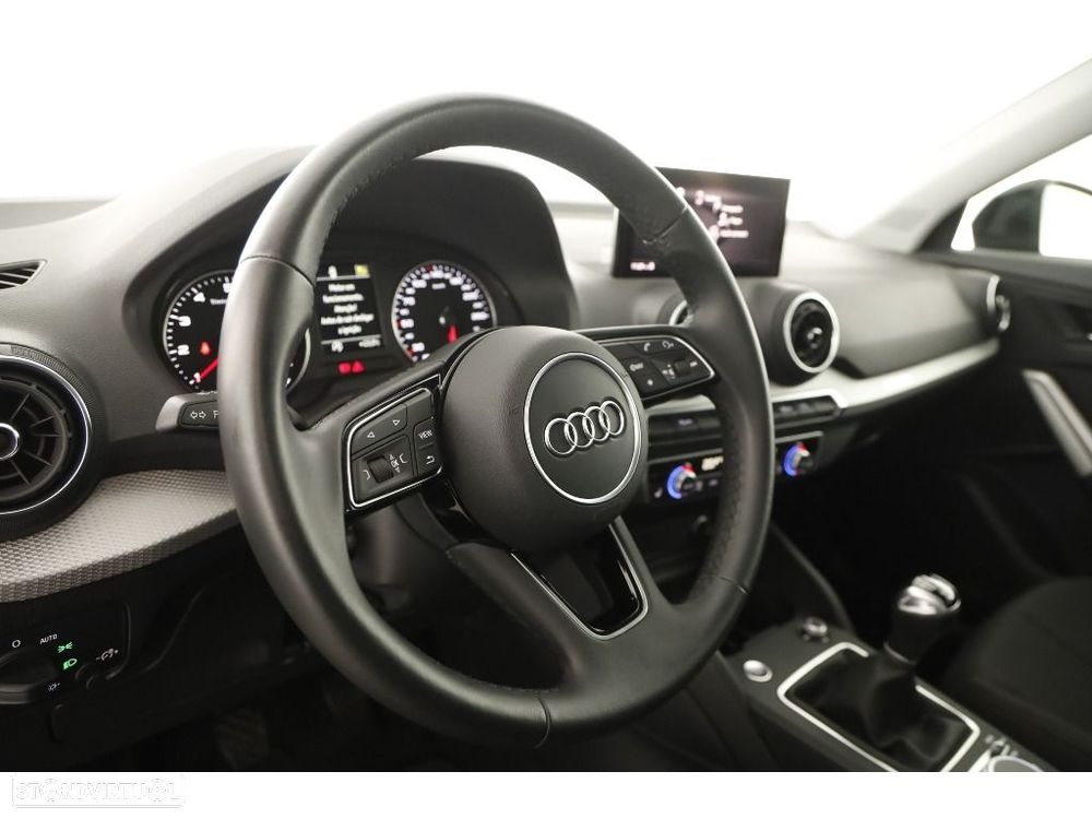 Audi Q2 30 TFSI - 14