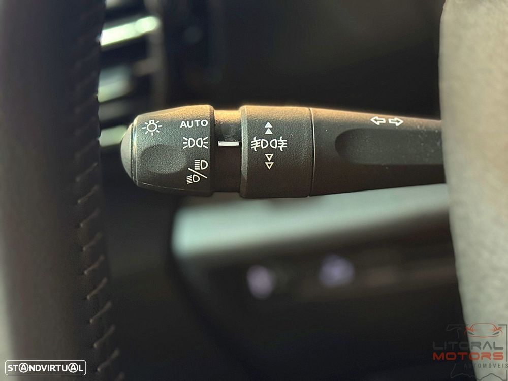 Citroën C4 X 1.2 Hybrid Plus e-DSC6 - 23