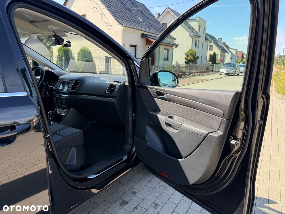 Volkswagen Sharan 2.0 TDI DSG (BlueMotion Technology) Sound - 19