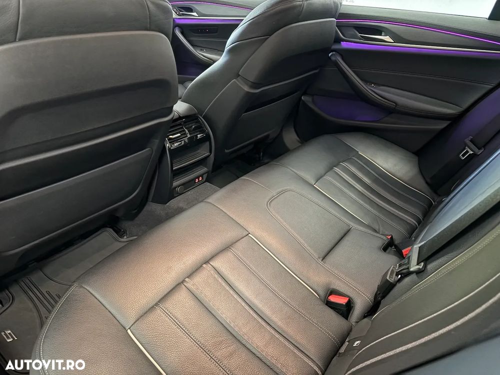 BMW Seria 5 520d xDrive AT MHEV - 23