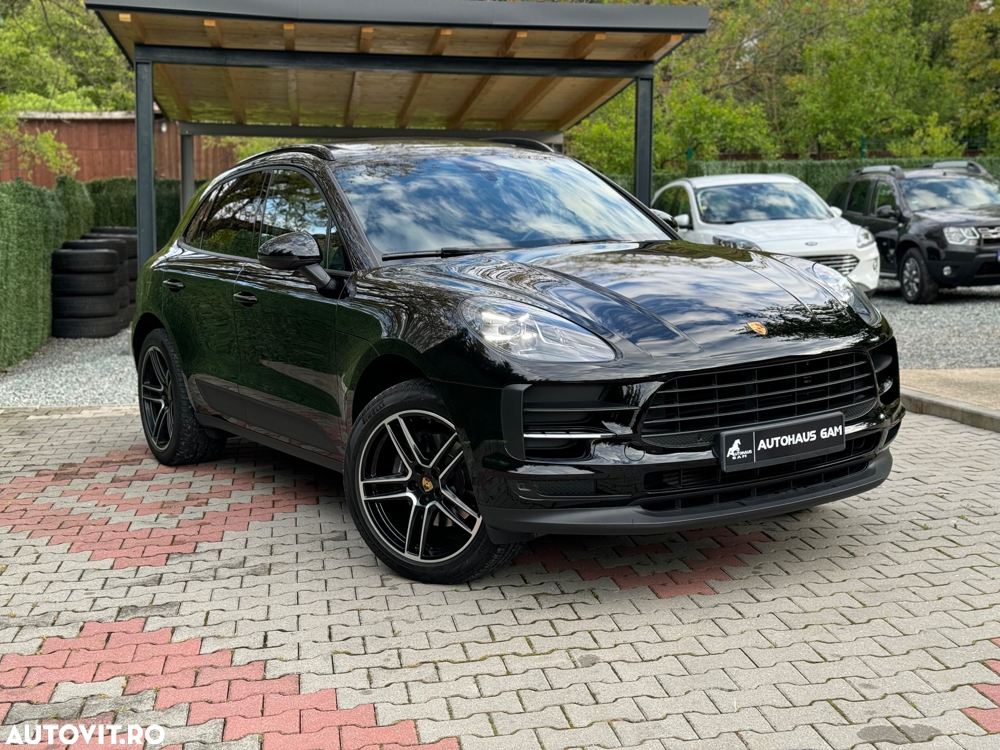 Porsche Macan Standard - 4