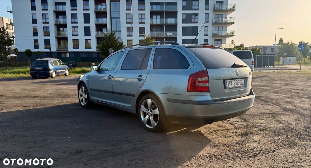 Skoda Octavia 2.0 FSI Elegance - 5