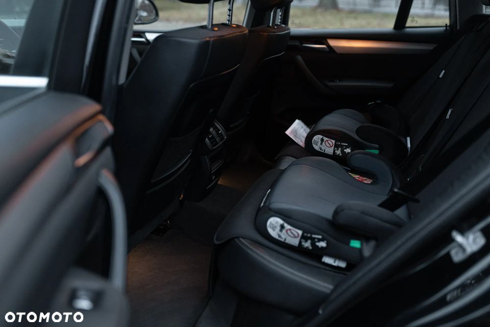 BMW X4 xDrive20d - 12