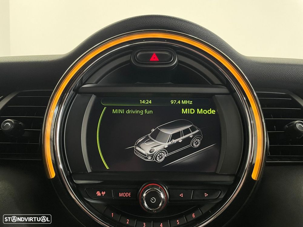 MINI 5 Portas Cooper D Aut. Seven - 41