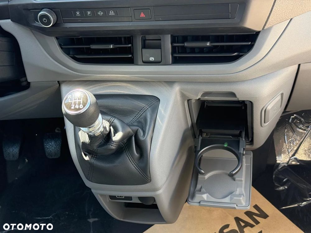 Volkswagen Transporter - 14