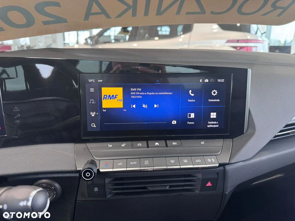 Opel Astra 1.2 T Edition S&S - 14