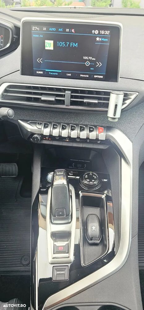 Peugeot 5008 1.6 Puretech Turbo s&s EAT8 Allure - 11