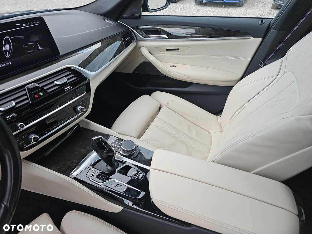 BMW Seria 5 - 16
