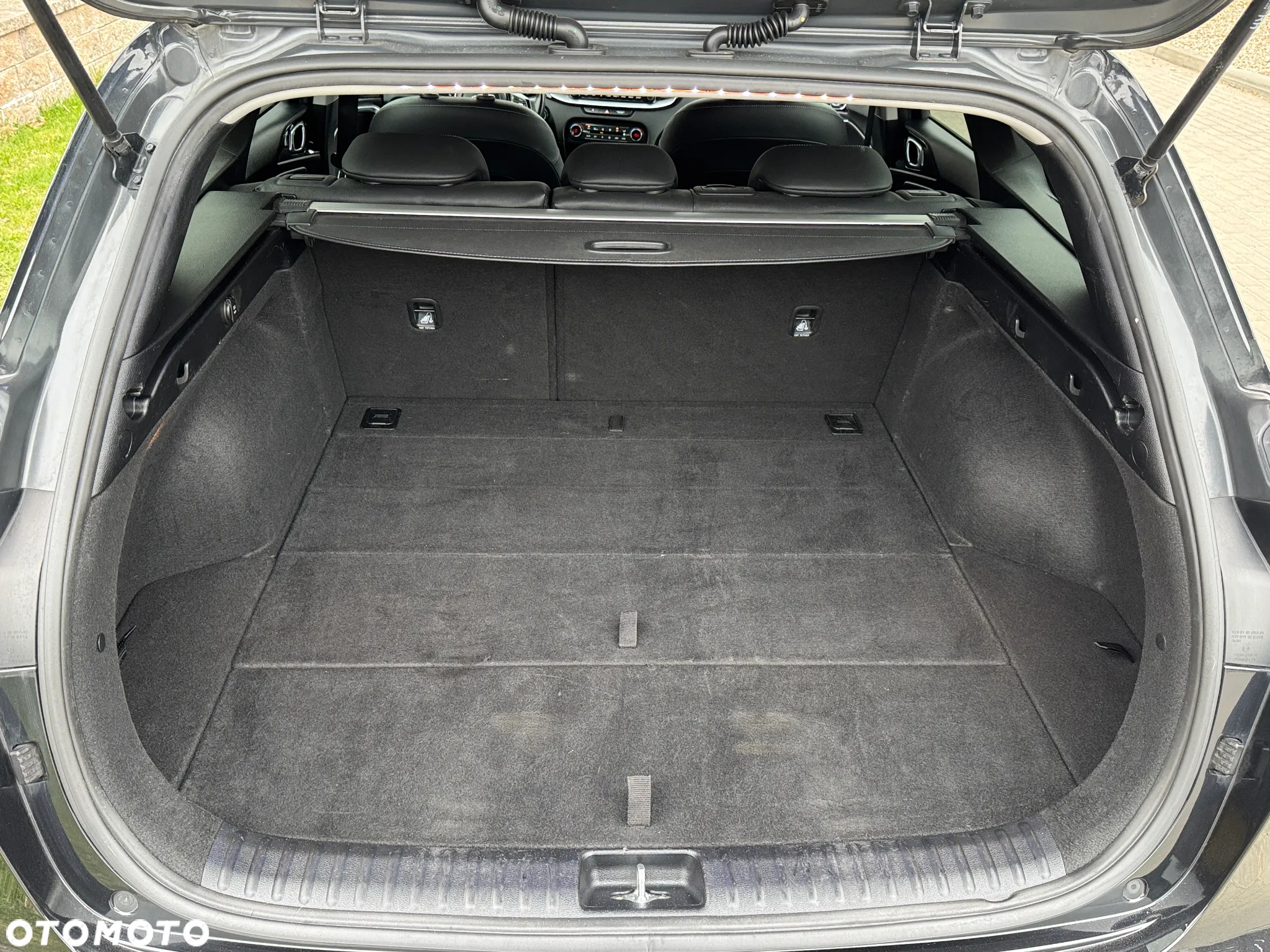 Kia Ceed 1.6 CRDi Eco-Dynamics+ (48V Mild-Hybrid) DCT7 Vision - 34