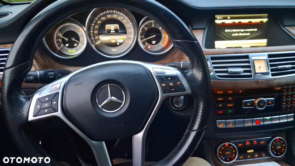 Mercedes-Benz CLS - 23