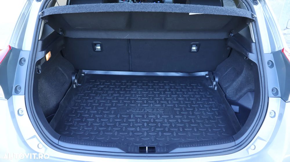 Toyota Auris - 35