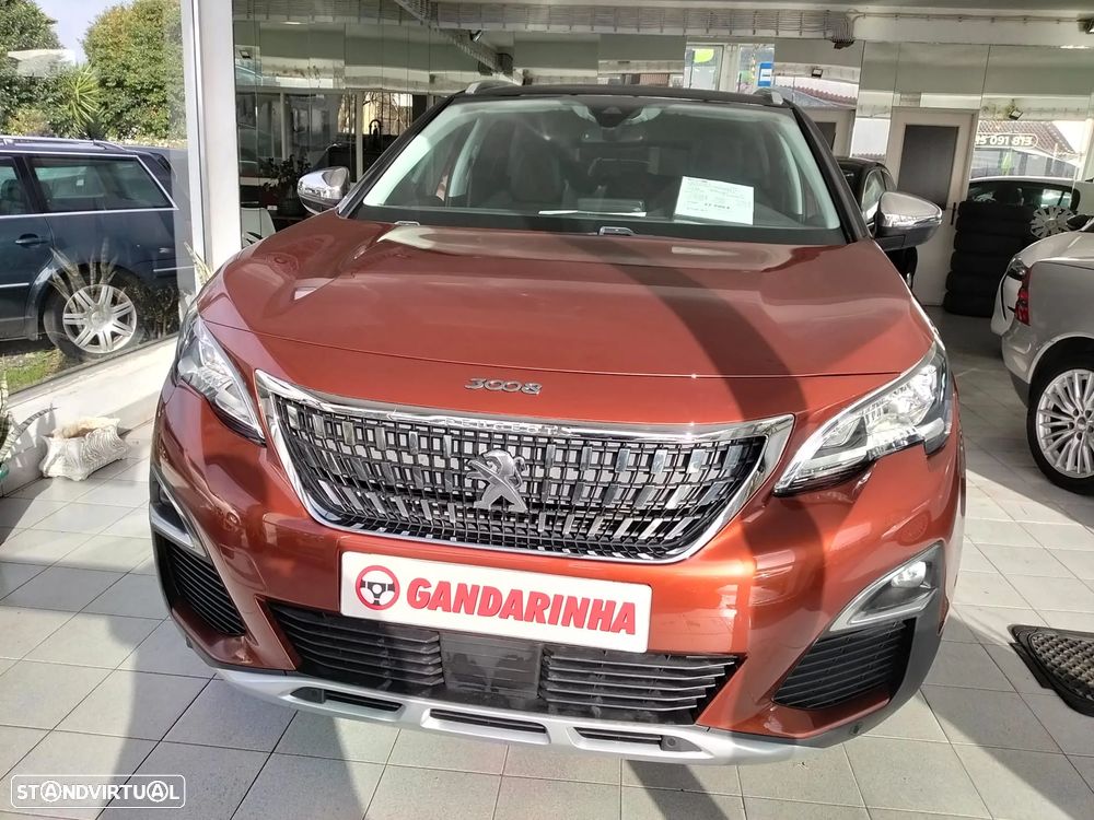 Peugeot 3008 PureTech 130 Stop & Start GPF EAT8 Crossway - 1