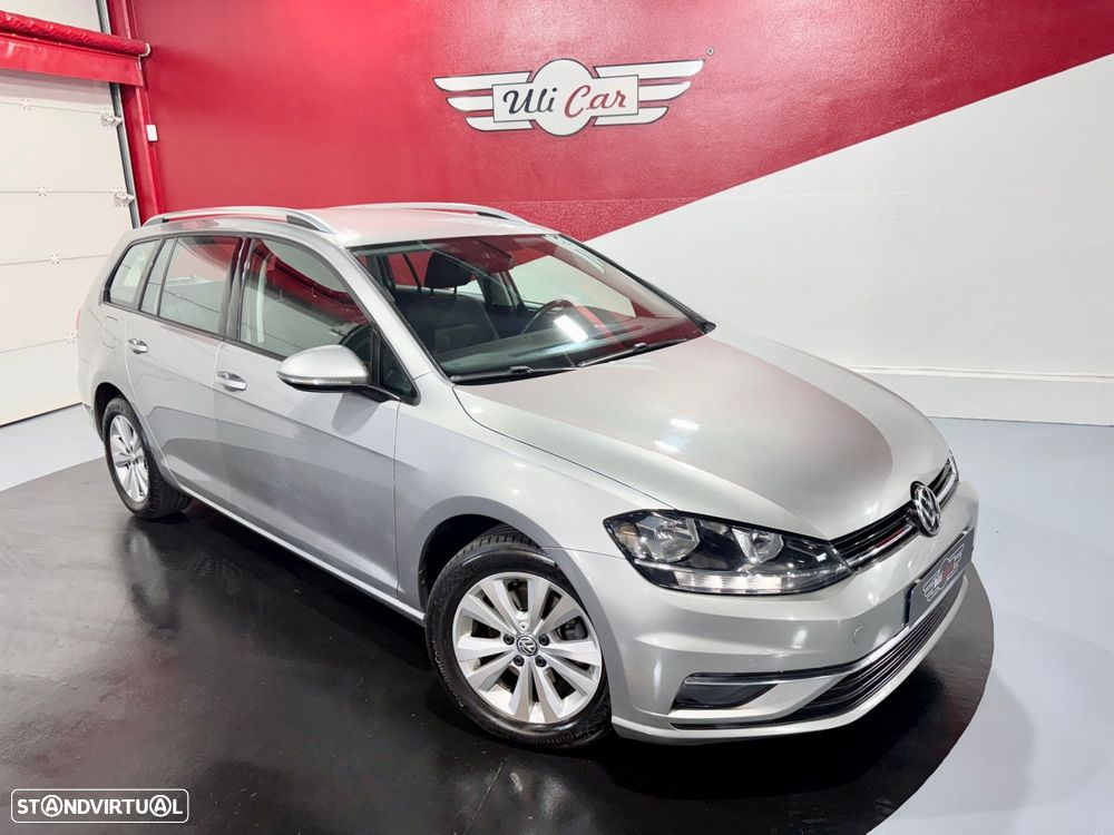VW Golf Variant 1.6 TDi Confortline - 47