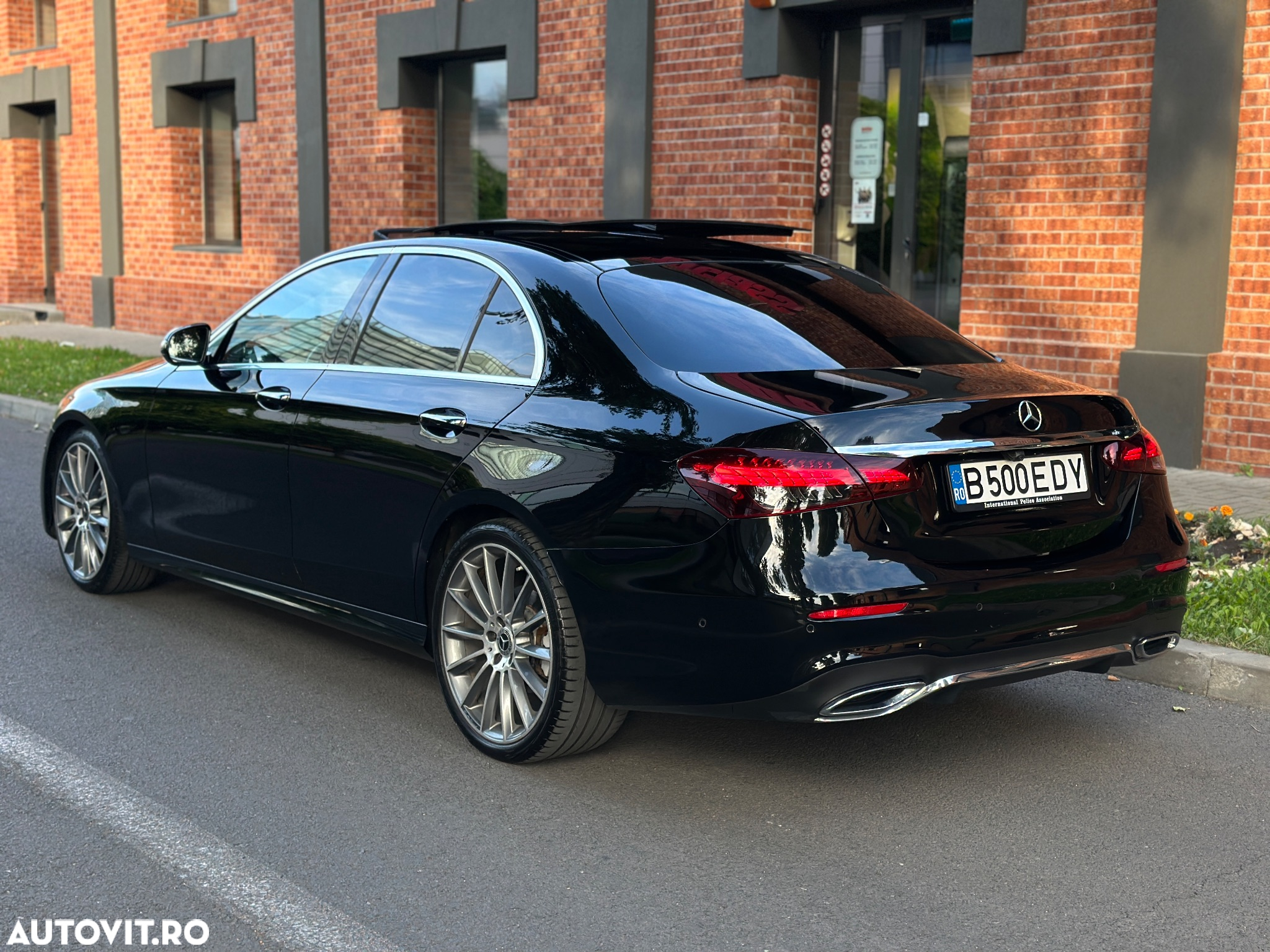 Mercedes-Benz E 220 d Aut. - 14