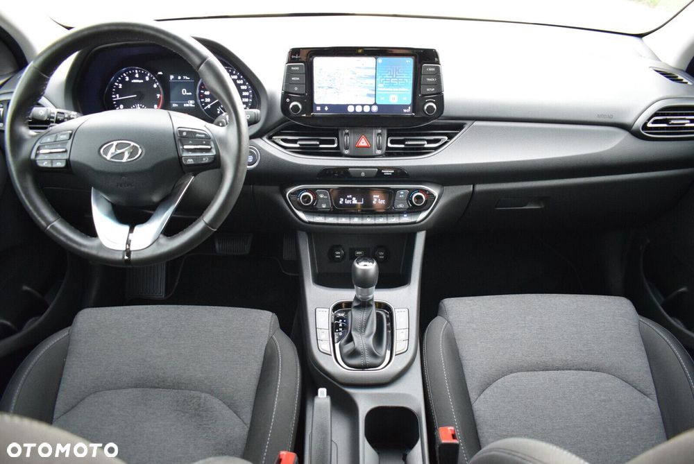 Hyundai i30 1.5 T-GDI 48V Smart DCT - 13