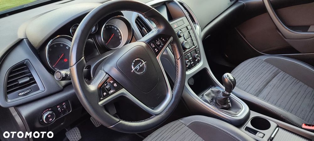 Opel Astra 1.6 Color Edition - 22
