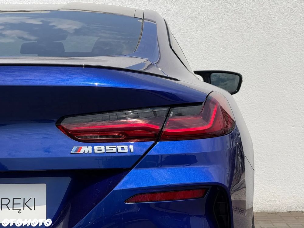 BMW Seria 8 M850i xDrive - 15