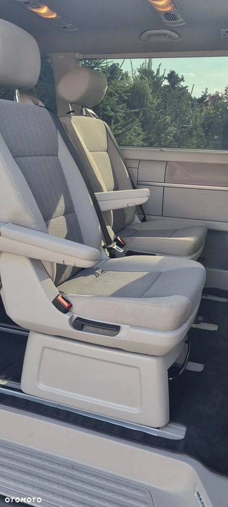 Volkswagen Multivan - 7