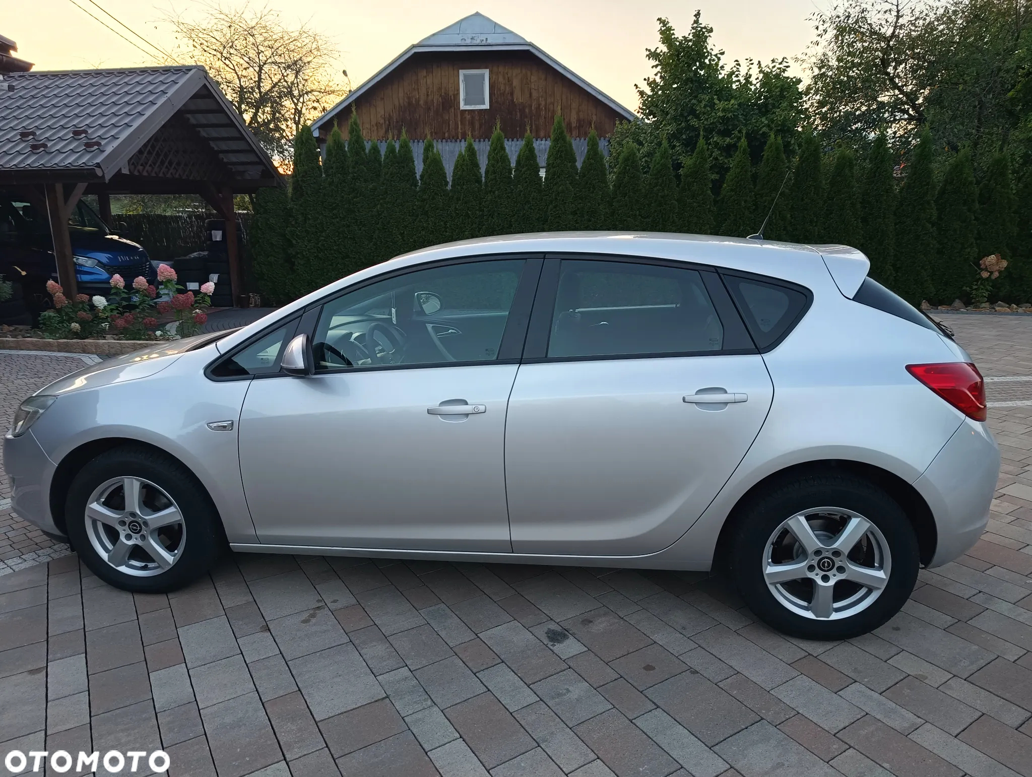 Opel Astra 1.6 Automatik Active - 10