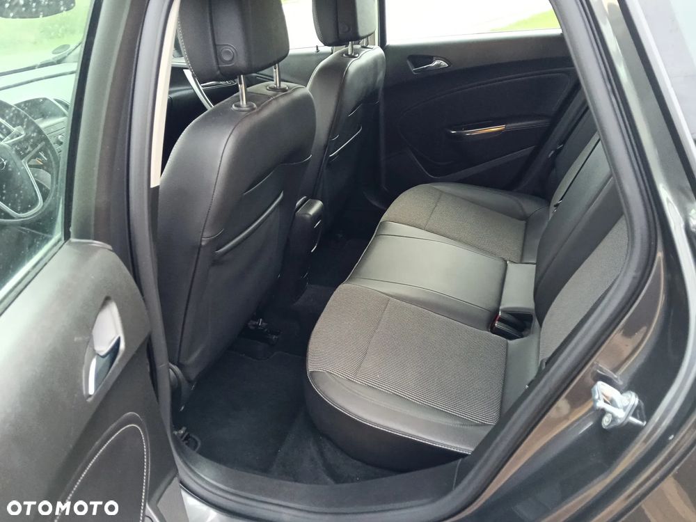 Opel Astra 1.4 T Cosmo - 10