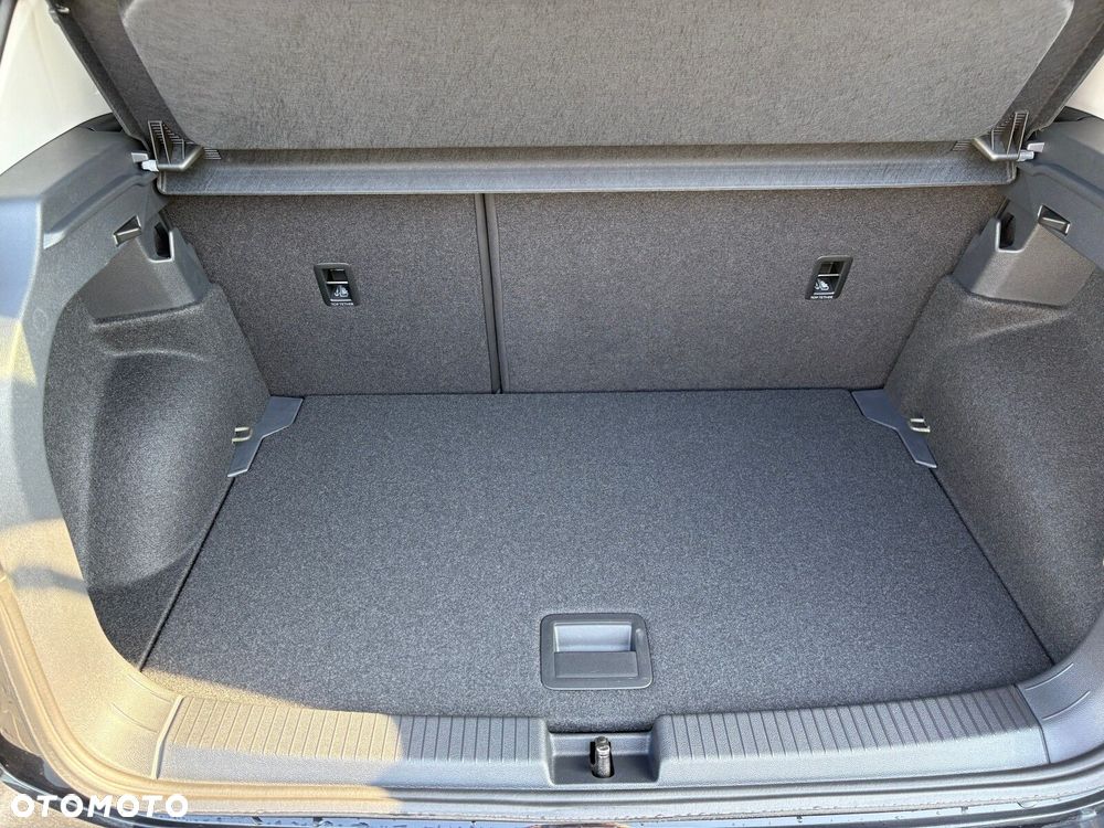 Volkswagen T-Cross 1.0 TSI Life Plus DSG - 11