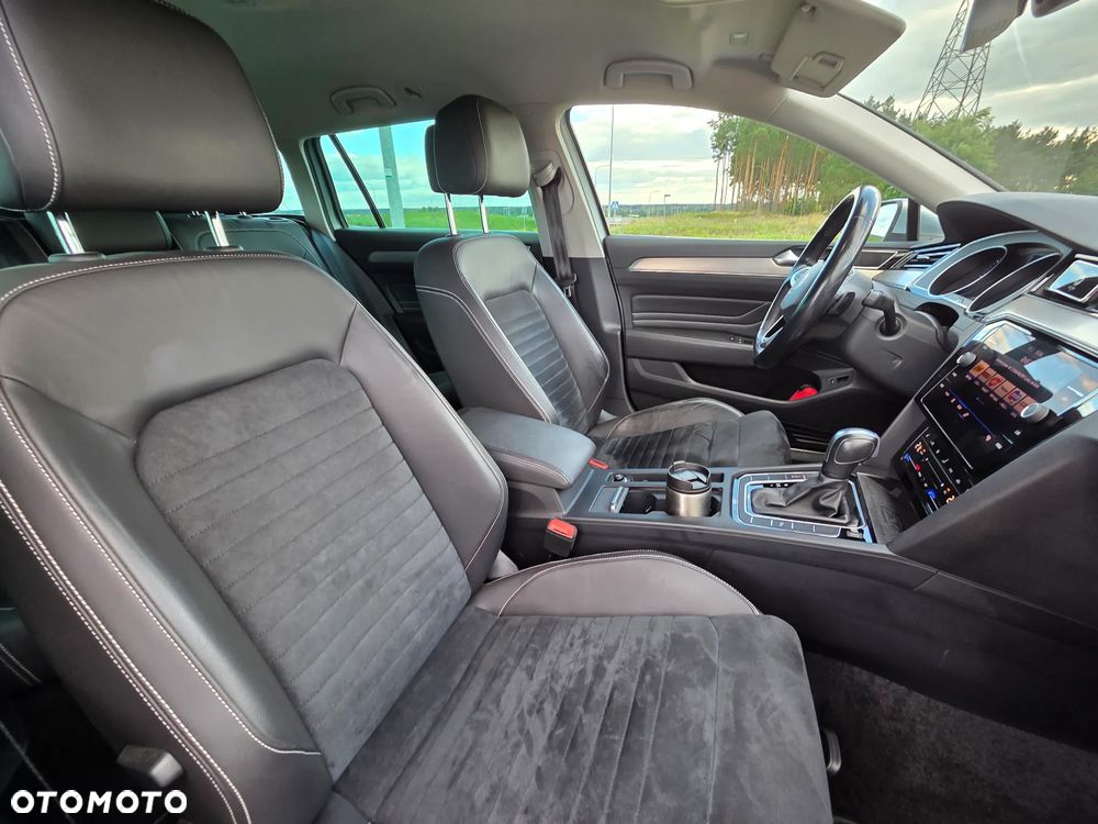 Volkswagen Passat Variant 2.0 TDI DSG (BlueMotion Technology) Highline - 12