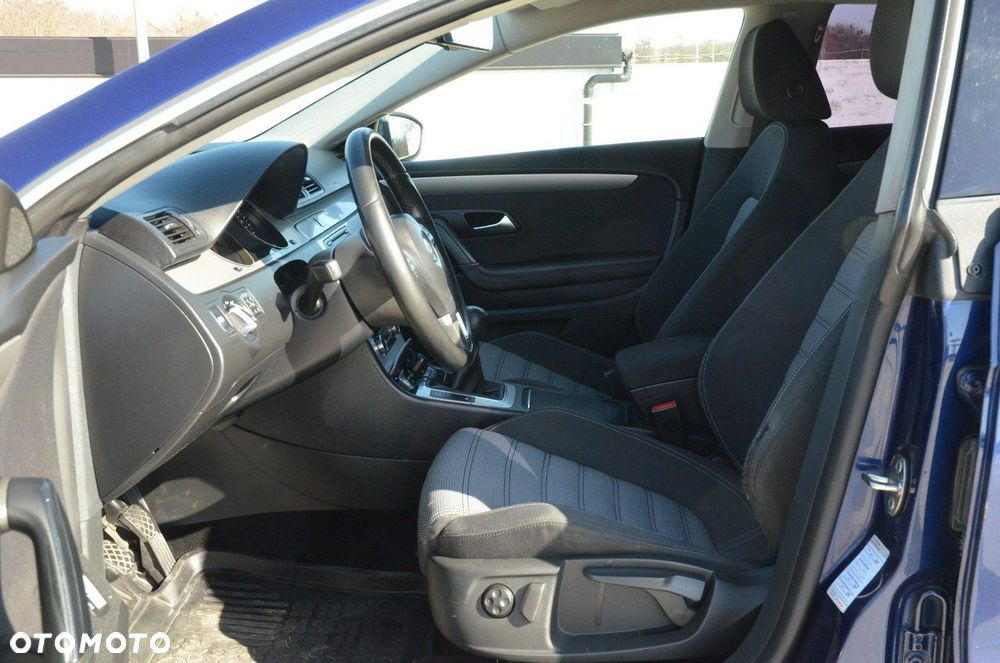 Volkswagen Passat CC 2.0 Blue TDI - 29