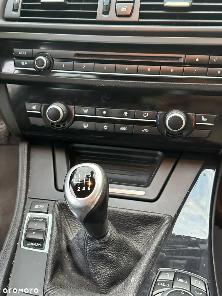 BMW Seria 5 2012 photo 4