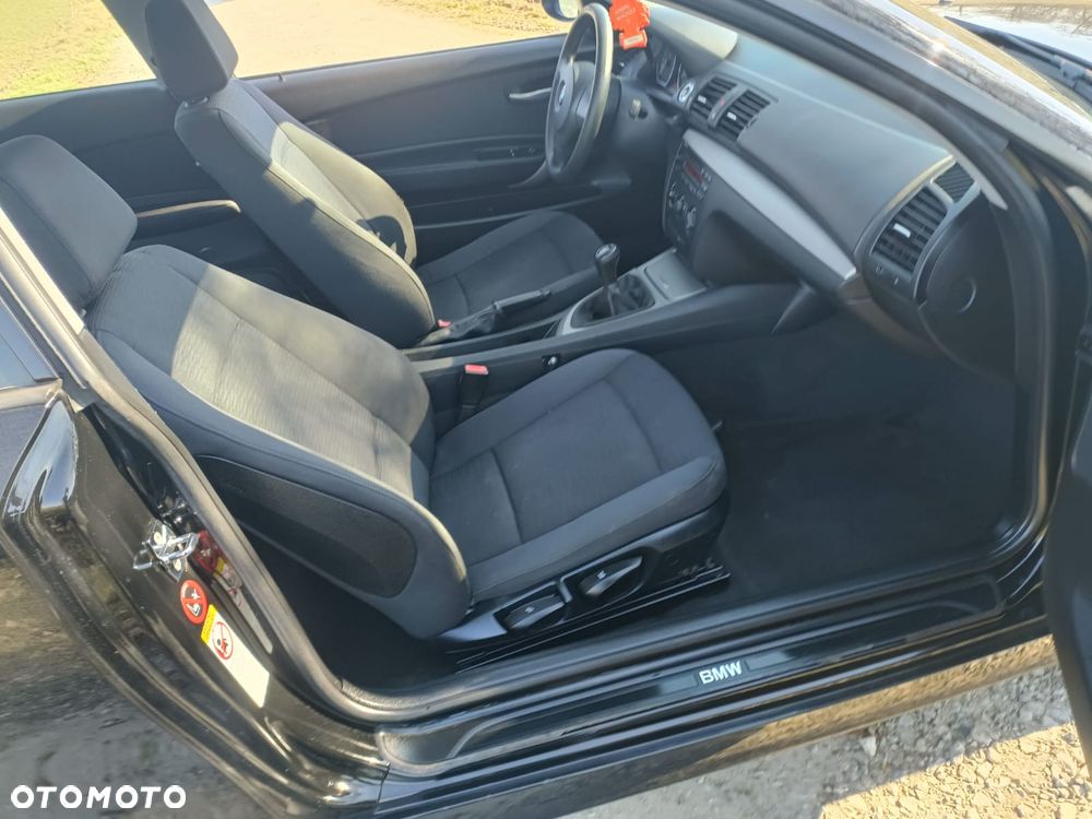 BMW Seria 1 116i - 11