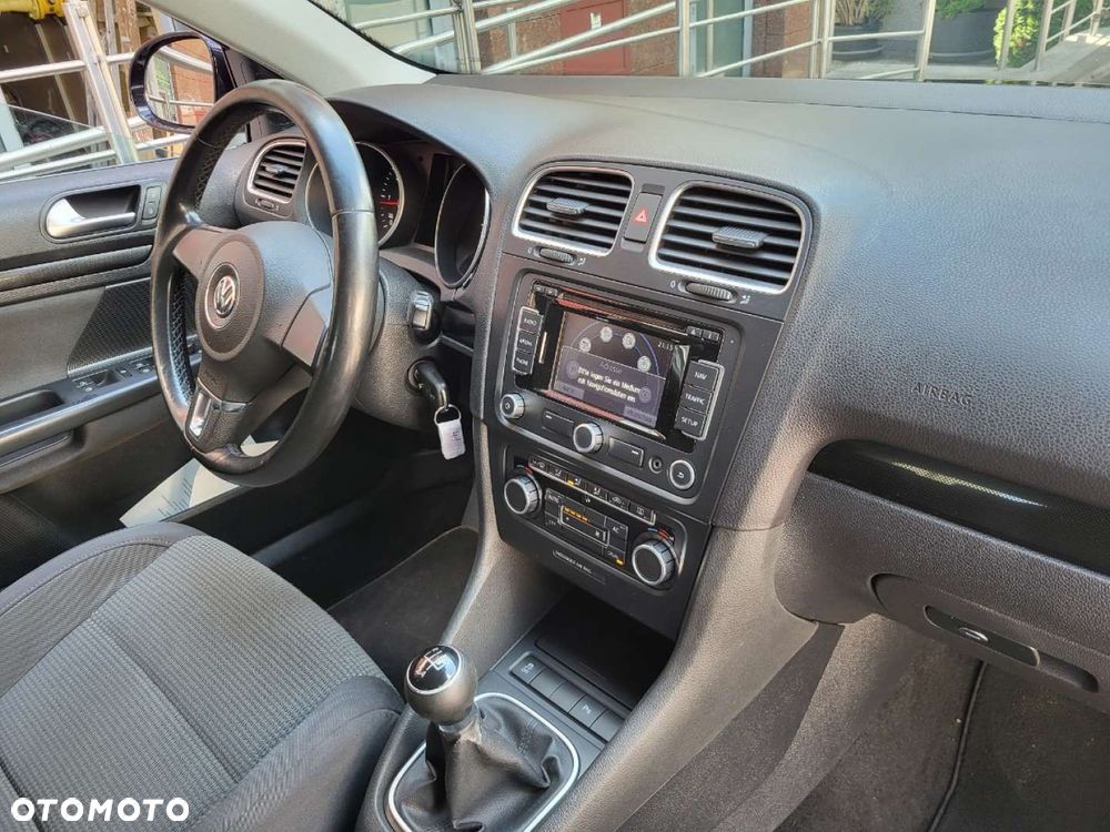Volkswagen Golf - 9