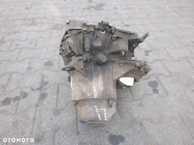 MANUALNA SKRZYNIA BIEGÓW RENAULT TWINGO 1.2 16V JB1132 - 11