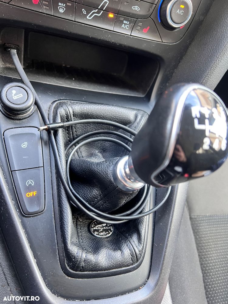 Ford Focus 1.0 EcoBoost Trend Edition - 10