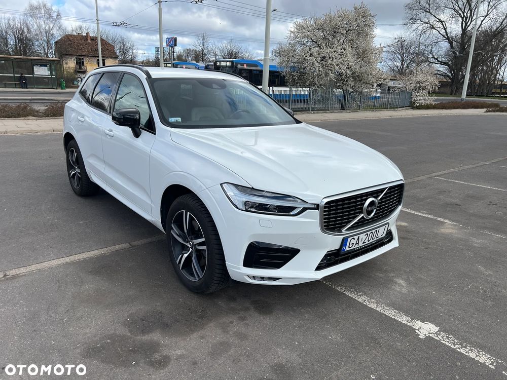 Volvo XC 60 T5 AWD R-Design - 1