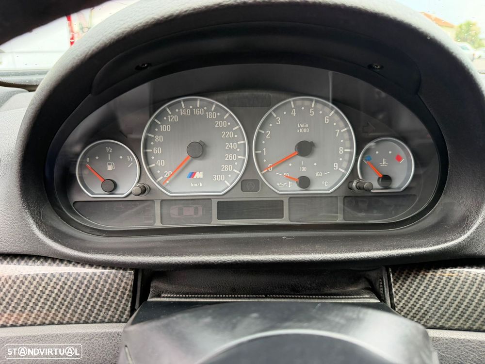 BMW 320 Ci Cabrio - 12