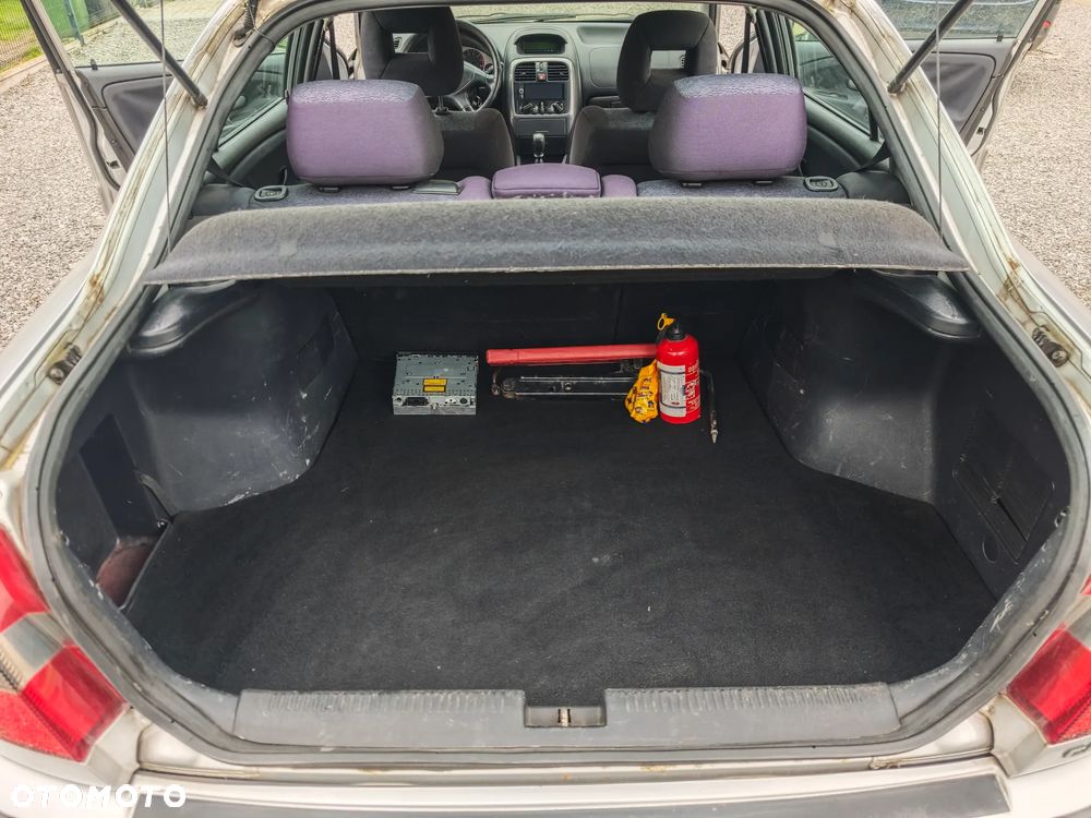 Mitsubishi Carisma 1.6 Classic - 29