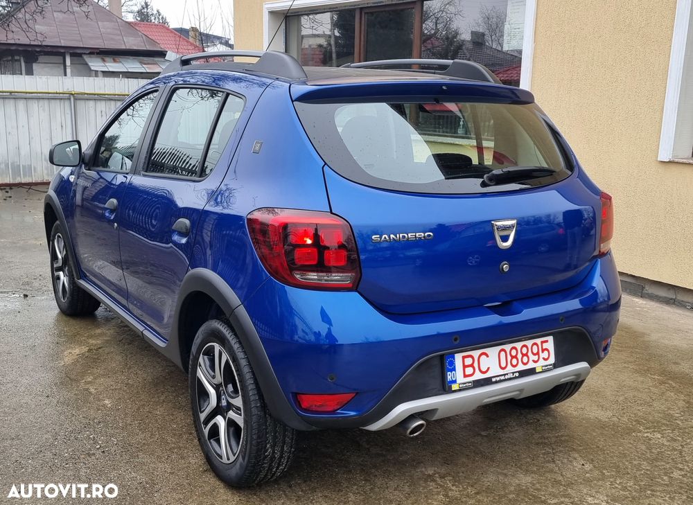 Dacia Sandero Stepway Blue dCi 95 Celebration - 3