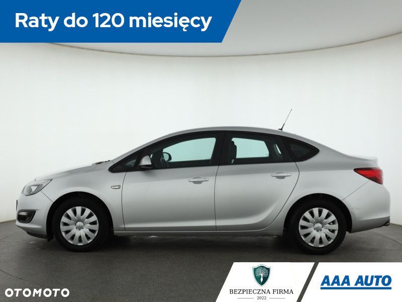 Opel Astra - 4
