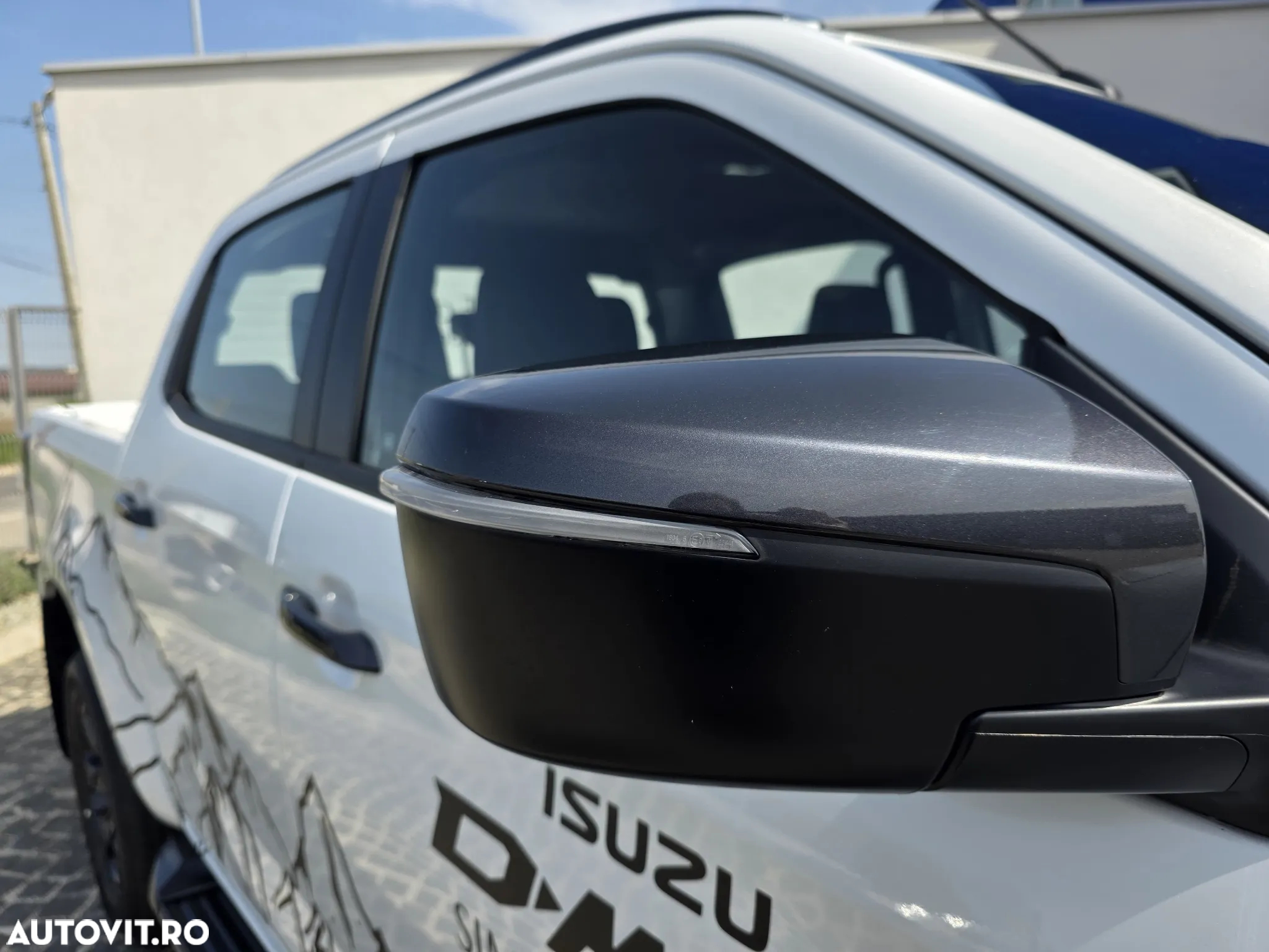 Isuzu D-MAX - 15