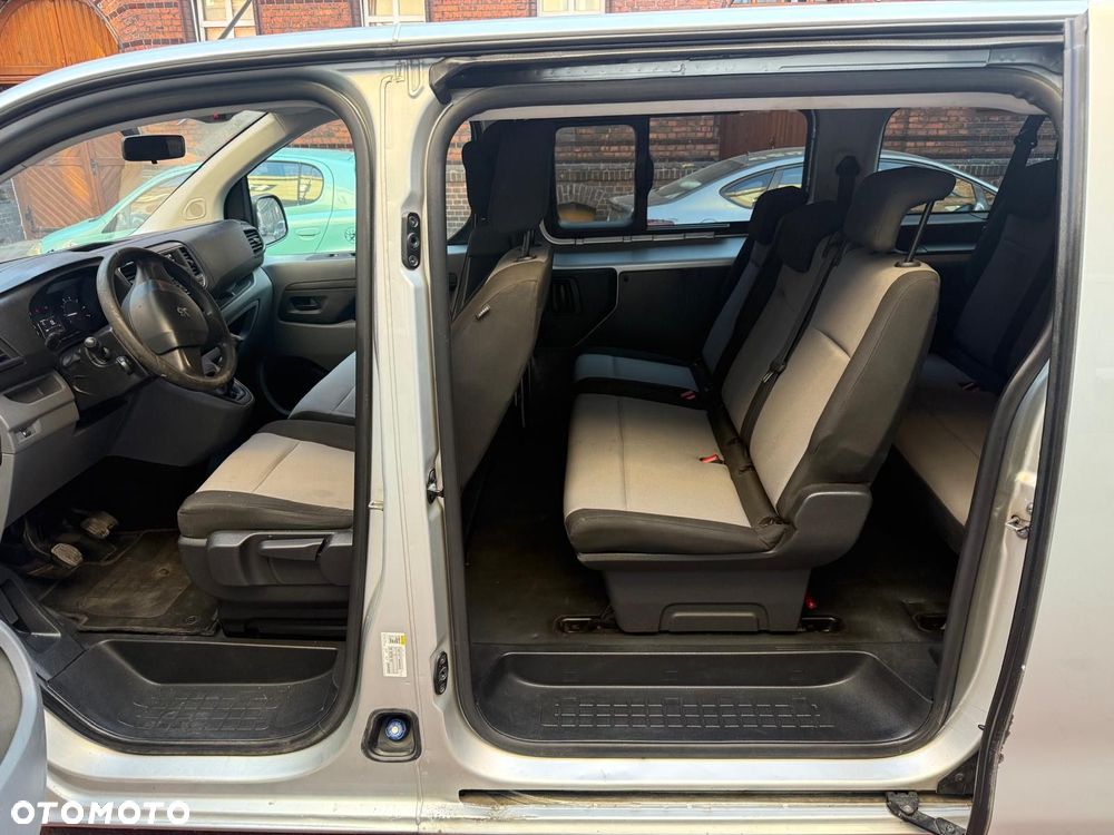 Peugeot Expert - 8