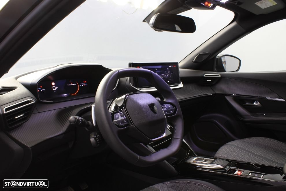 Peugeot 2008 - 22