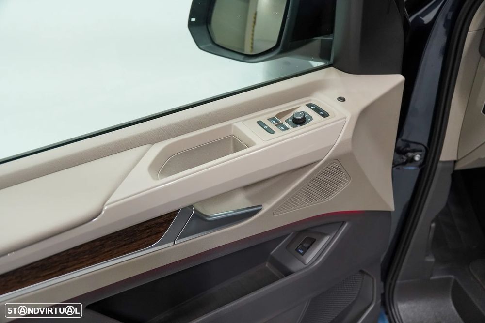 VW Multivan 2.0 TDI Style Longa DSG - 20