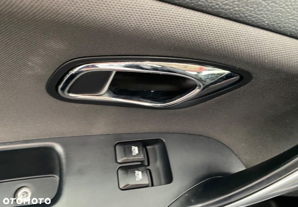 Kia Ceed - 13