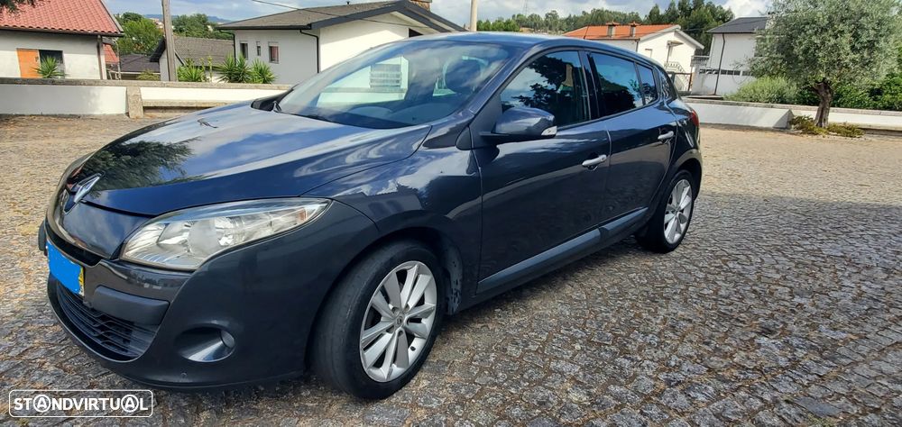 Renault Mégane 1.5 dCi Dynamique S - 1