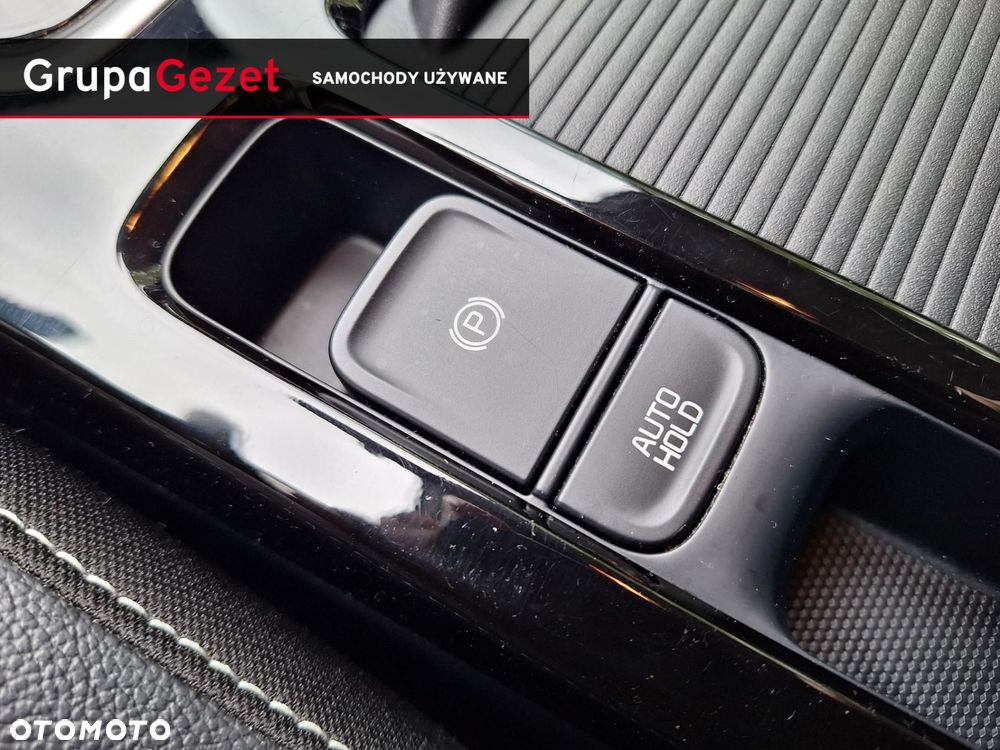 Kia XCeed 1.6 GDI PHEV L DCT - 24